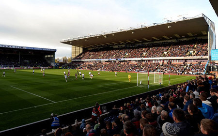 如今身披米 如今身披米