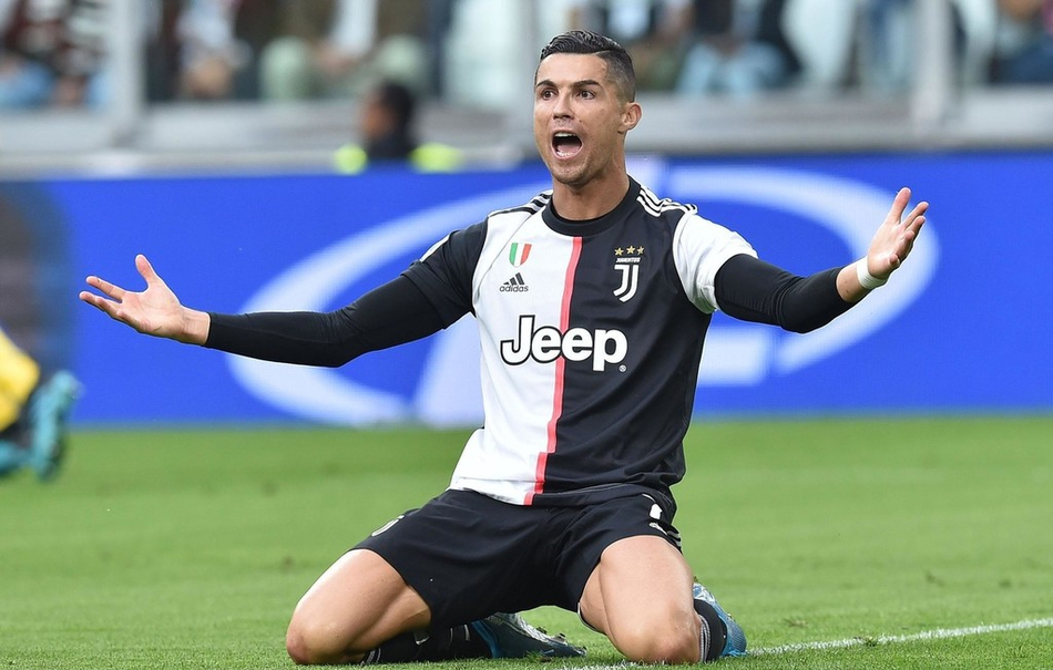 在中场形成 在中场形成