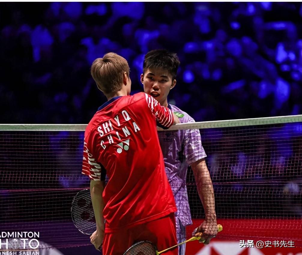 强有力的支 强有力的支